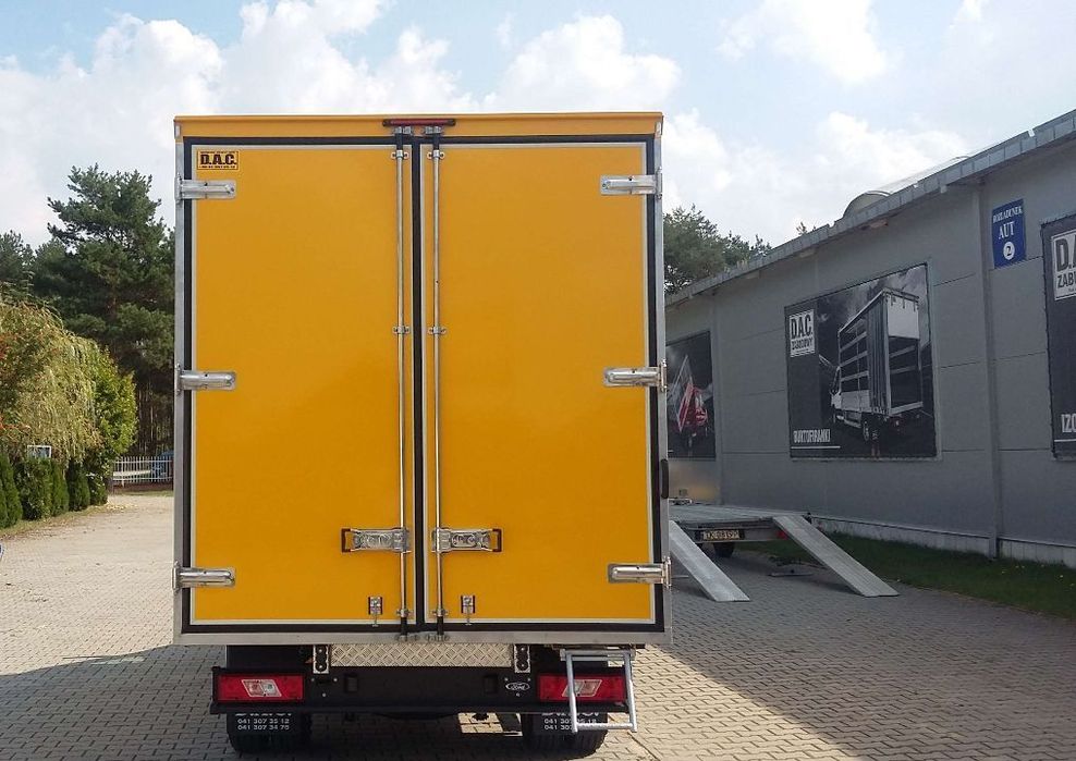 DRZWI TYLNE LEWA I PRAWA STRONA NOWE  KONTENER IZOTERMA