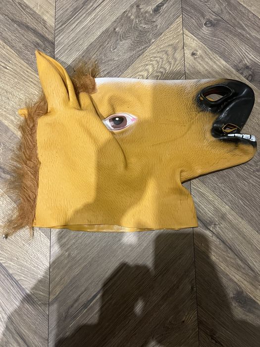 Маска коня якісна