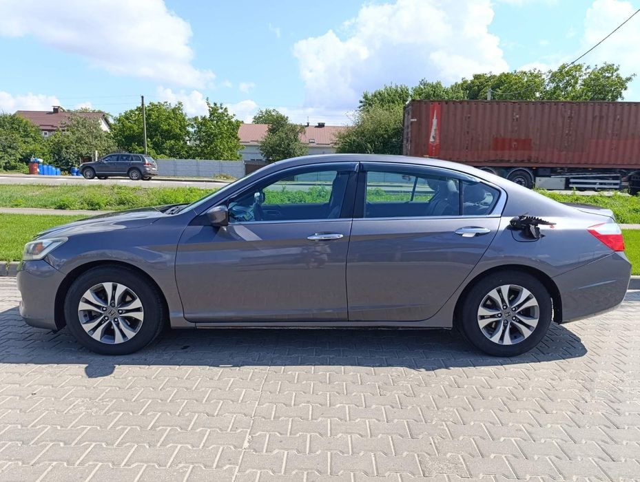 Продаю Honda Accord