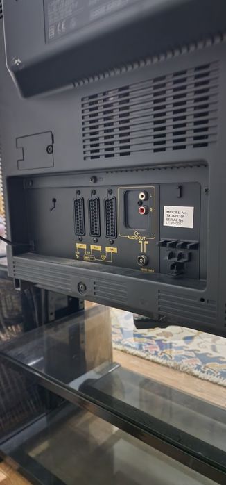 TV Panasonic TX 36PF10F