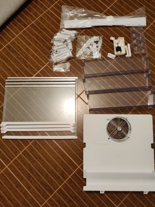 Запчастини до холодильника BEKO.