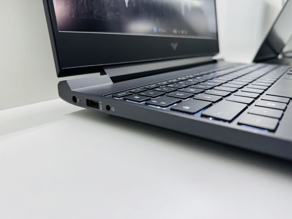 RX 6500M 4GB | RYZEN 5 | 16GB RAM | 512GB SSD | FHD IPS | Victus by HP