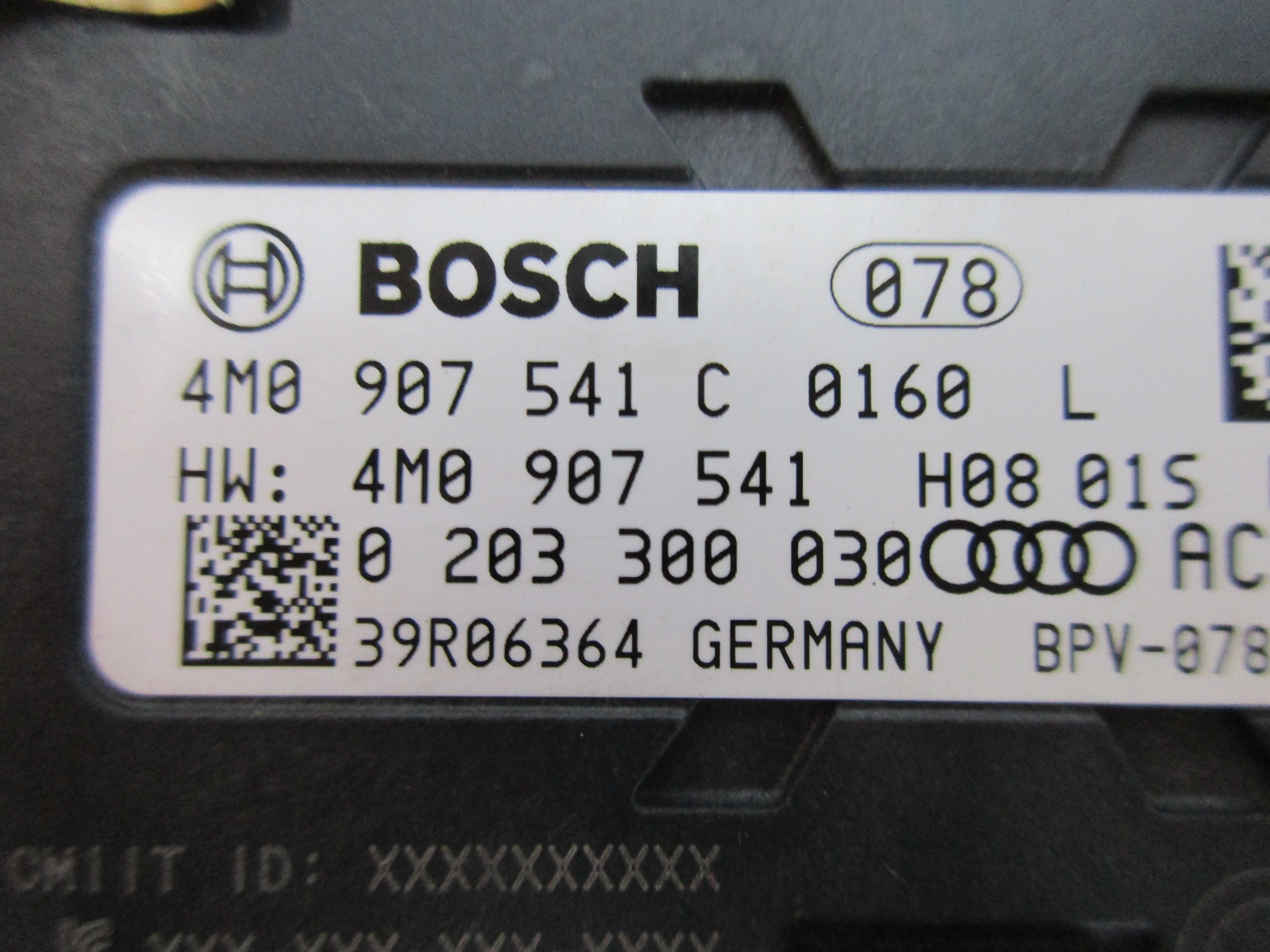 Radar Distronic AUDI Q7 4M0 komplet