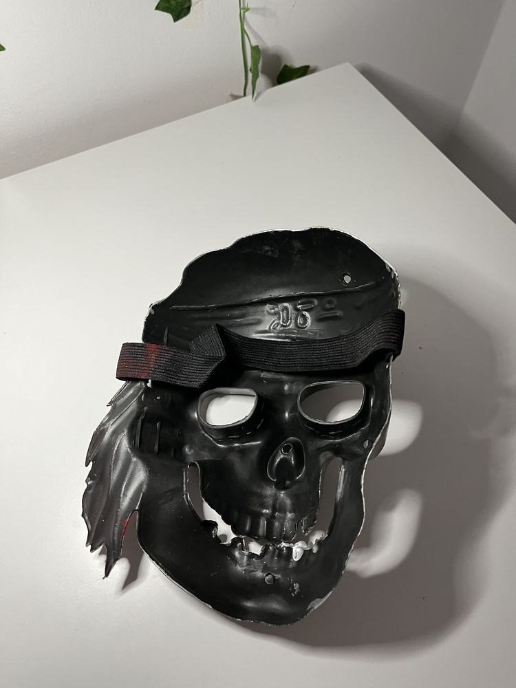maska pirata pirat srebrna przebranie na karnwał halloween impreze