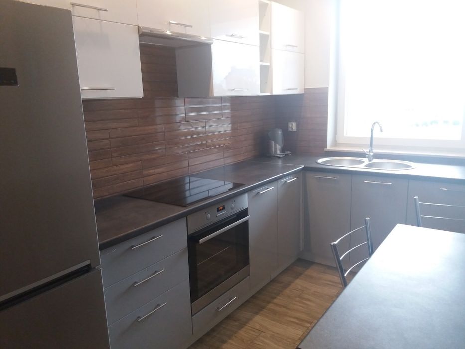 Wynajmę pokój z balkonem 1 osobowy na ul.Zacisznej