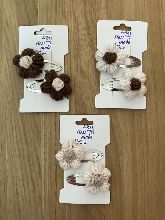 Spinki do włosów z kwiatuszkami handmade, szydełkowe Halloween jesień