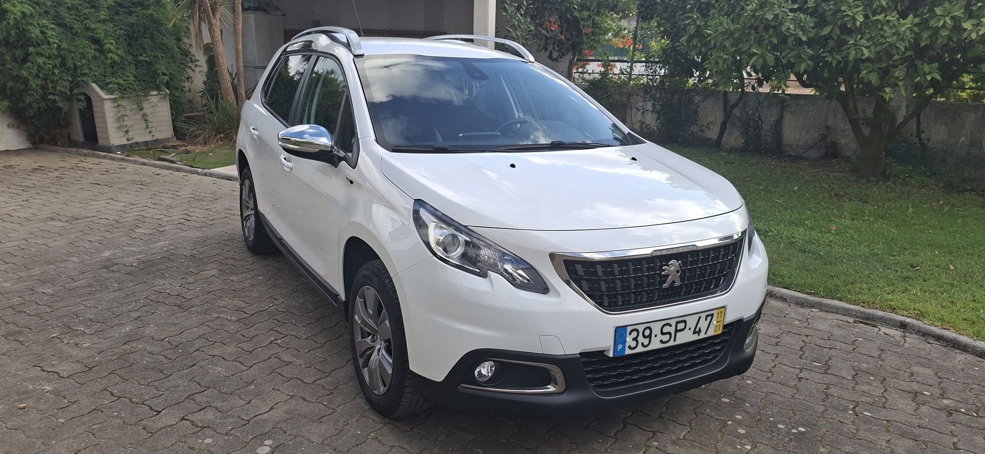 PEUGEOT 2008 PureTech 1.2 Active