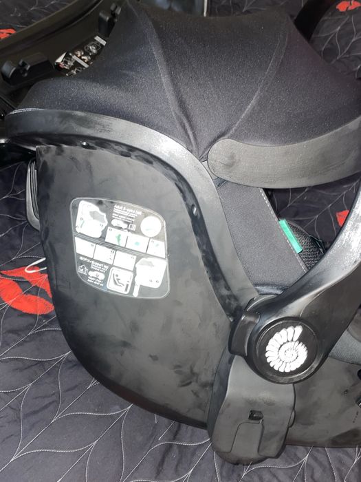 Продається автолюлька разом з платформою, в ідеальному стані без дефек