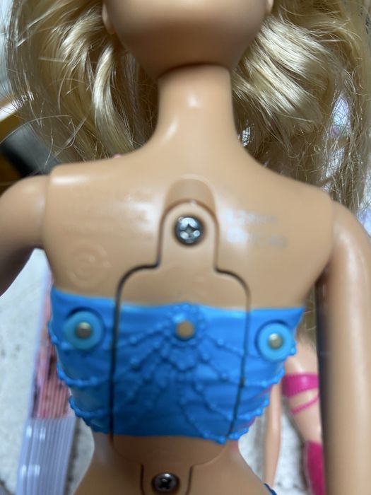 Barbies sereia em bom estado