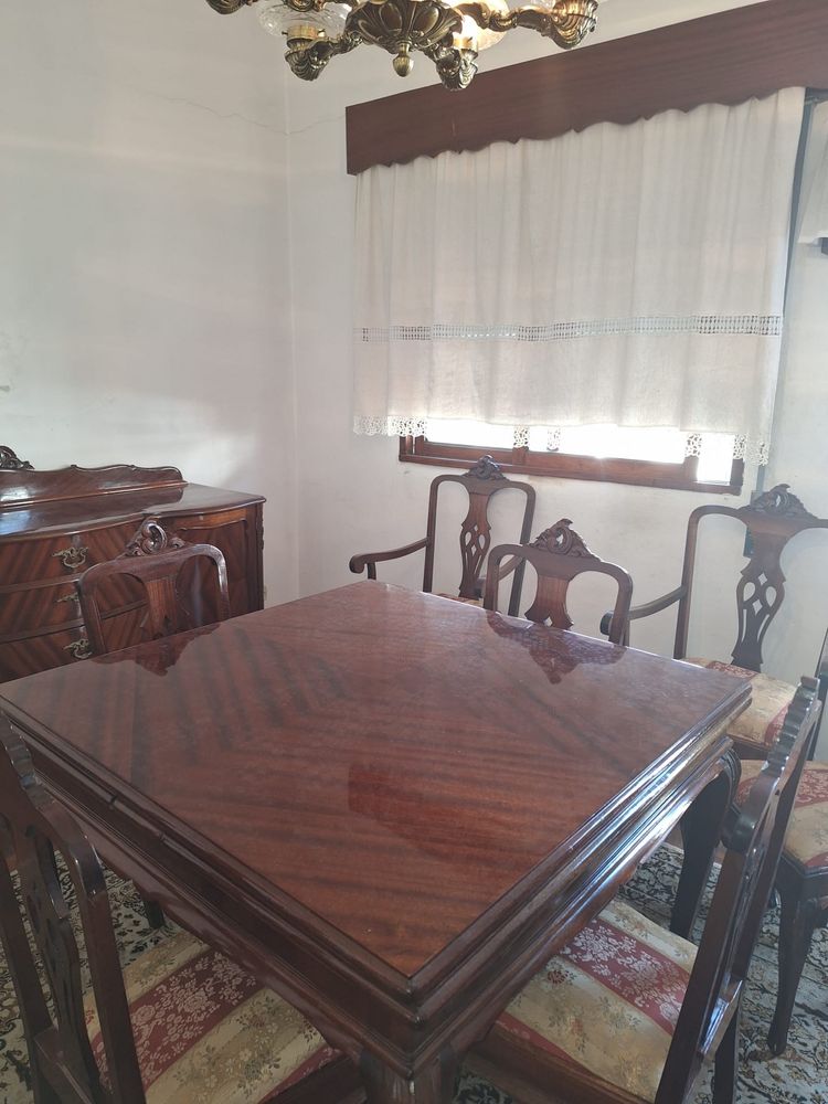 Sala de jantar completa