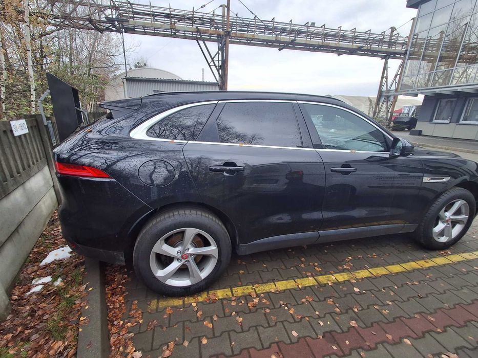 Jaguar F-PACE X761 – 2019 – 2.0 benzyna 300 KM  1. właściciel
