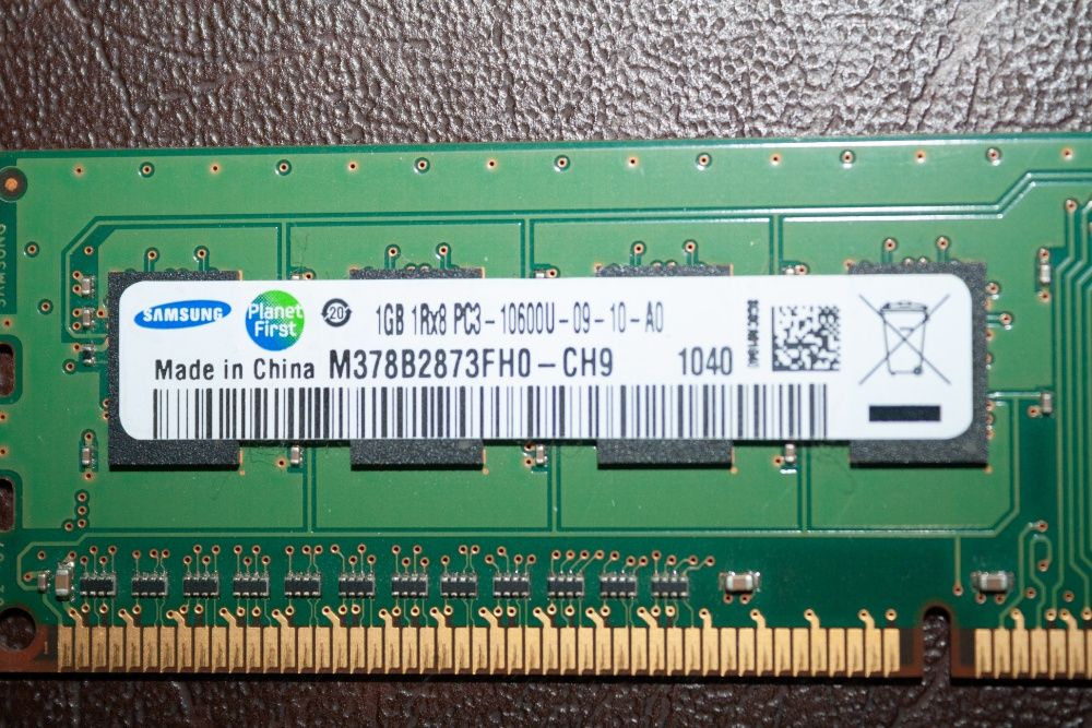 Оперативная память Samsung 1GB DDR3 1333MHz (M378B2873FH0-CH9)