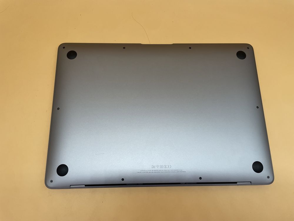 Macbook air 2018 i5 256 ssd