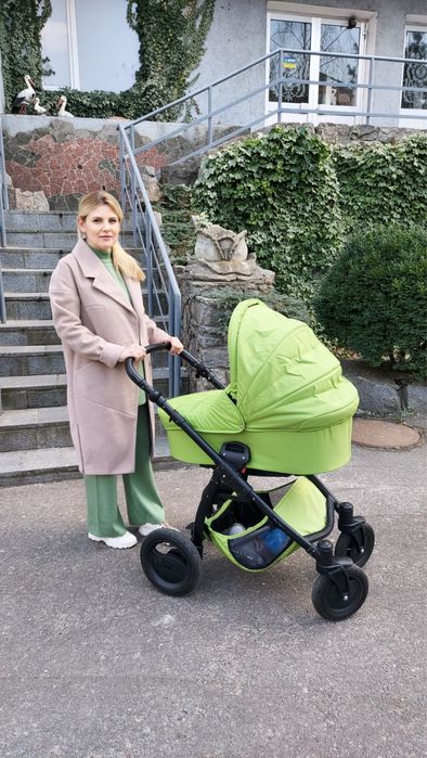 Продам коляску Zippy Sport 2 в 1 манеж-ліжко у подарунок