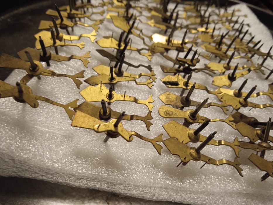 Części do budzika nakrecanego