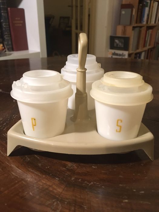 Tupperware Original saleiro / pimenteiro e para mostarda