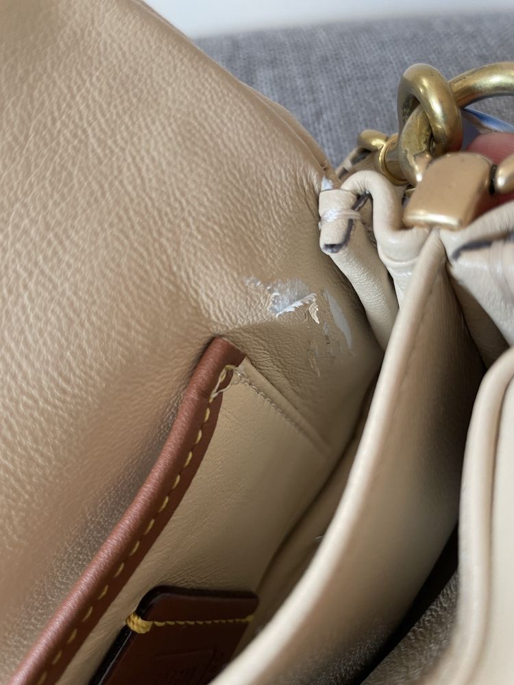 Skórzana torebka beżowa Coach Pillow Tabby Ivory 18 C