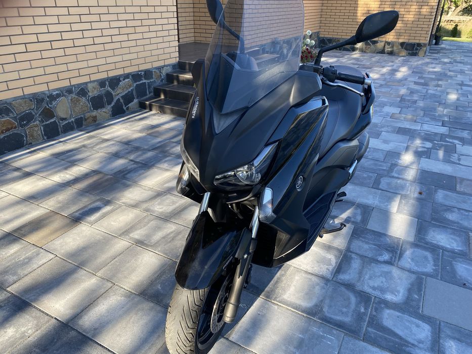 Продам Максі скутер Yamaha x max 250