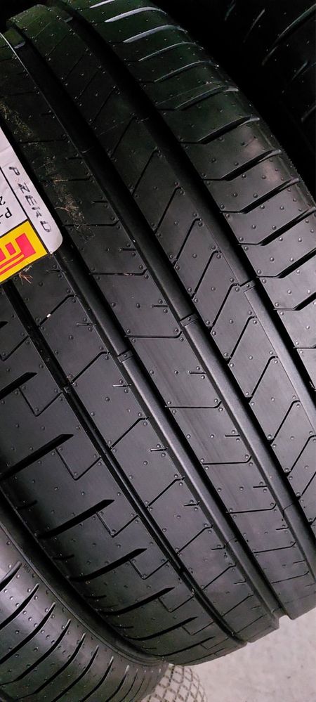 295/40/21 R21 Pirelli PZero PZ4 4шт нові