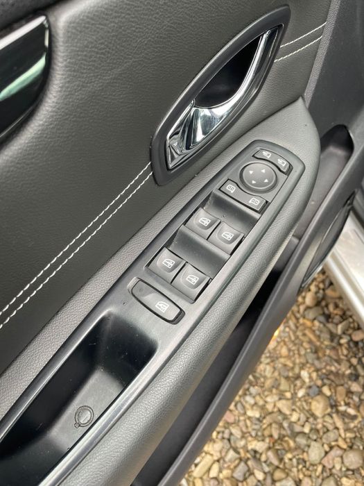 Автомобіль Renault Megane Scenic