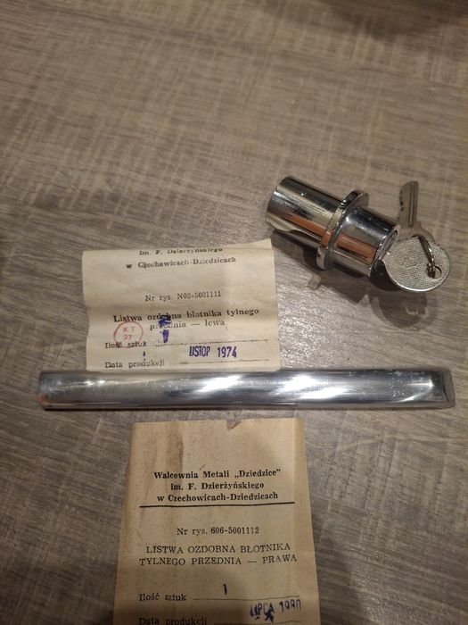 Listwy krótkie błotnika tył Syrena-nowe