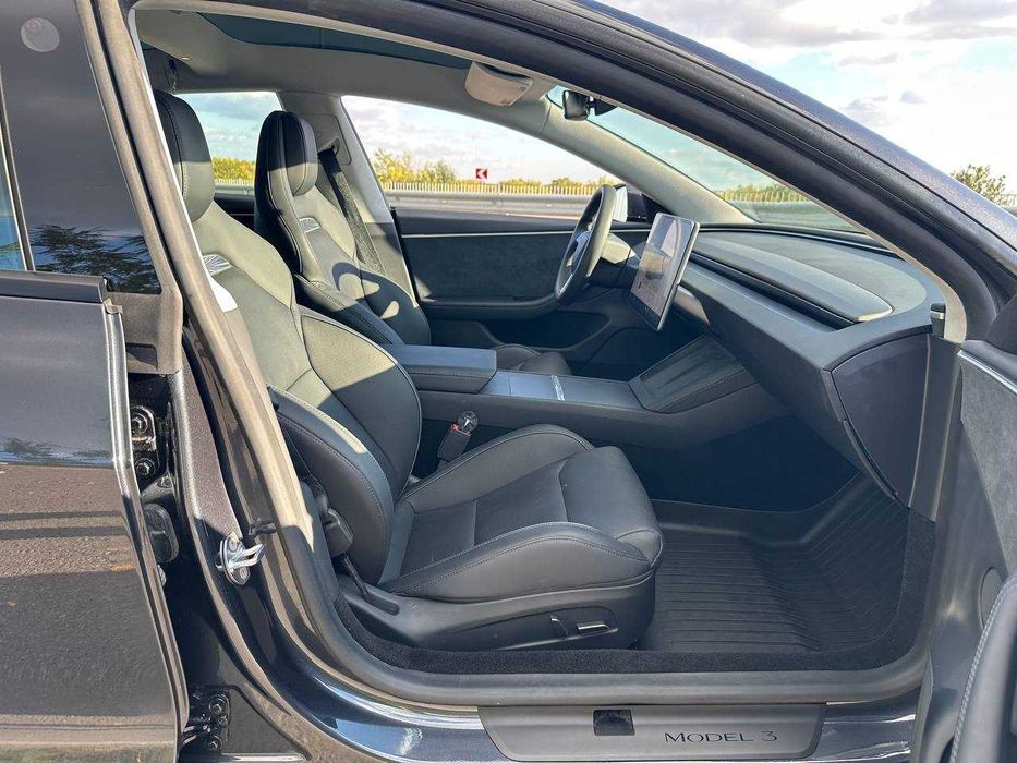 Tesla Model3 PLAID