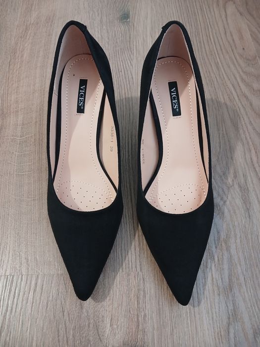 Туфлі човники класичні