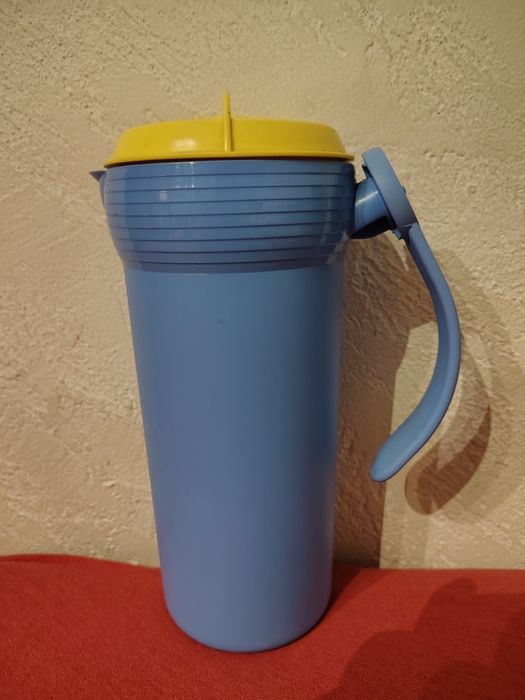 Dzbanek termos pojemnik Tupperware 1,1 L Twist N Pour