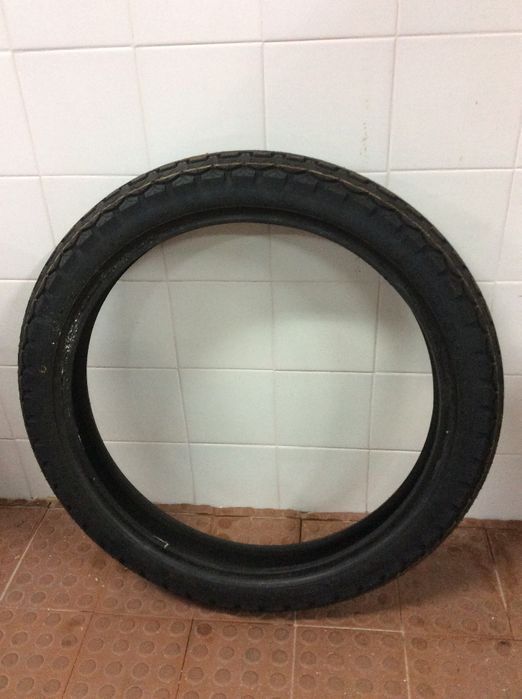 1 Pneu DUNLOP 3.60 H 19 (NOVO)