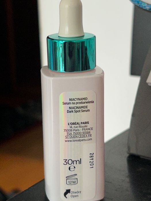 L'Oréal Paris Bright Reveal Niacinamide Dark Spot