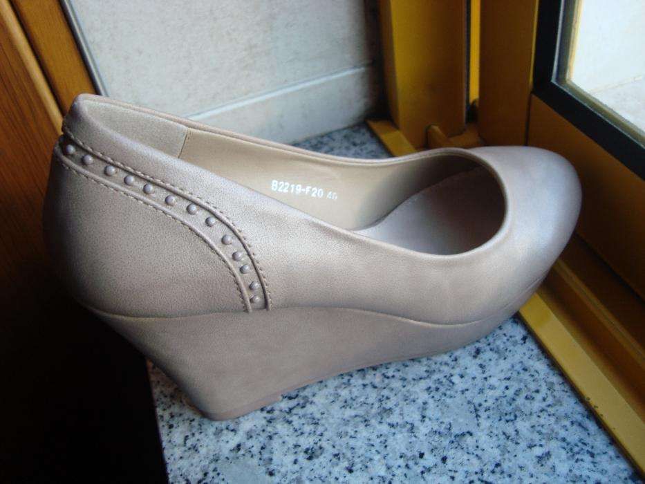 Sapatos de senhora