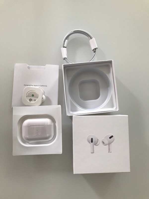 Słuchawki AirPods Pro Apple pierwszej generacji