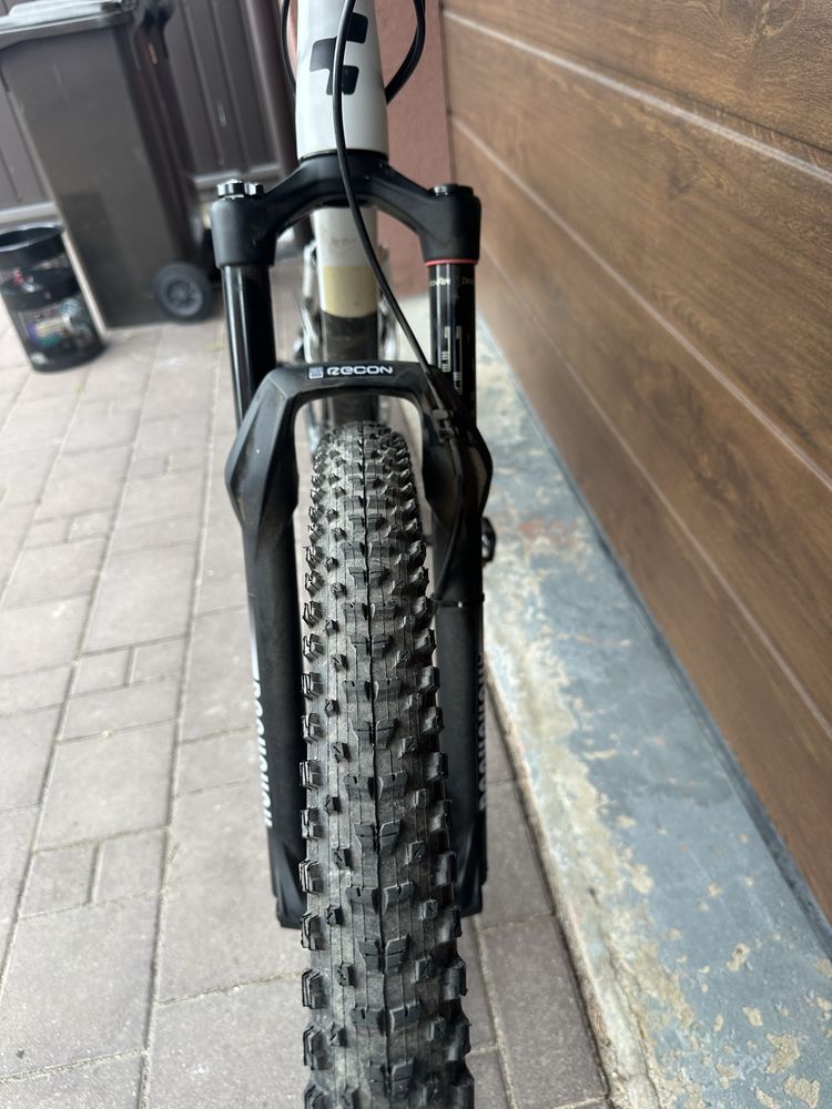 Cube stereo race 2022 120