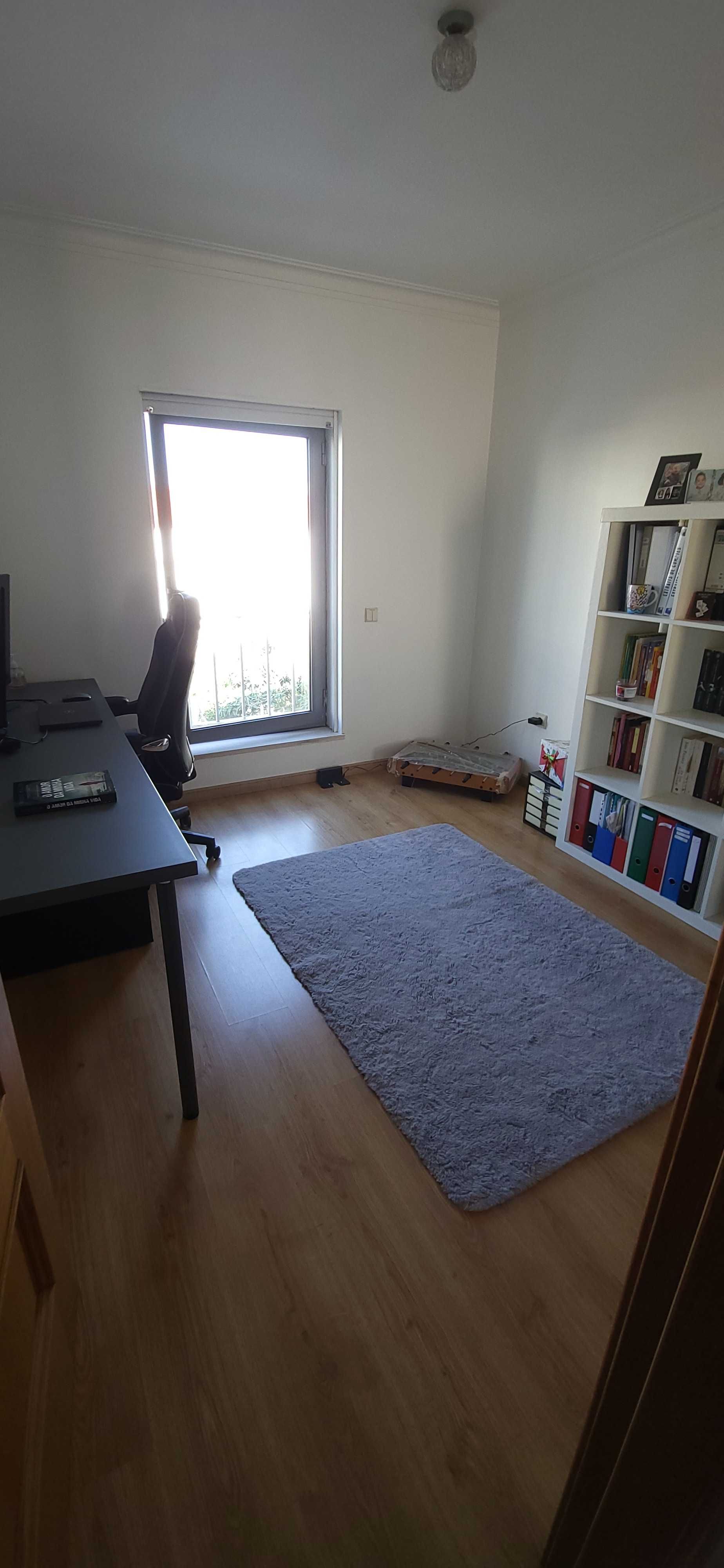 Apartamento T3 MOBILADO