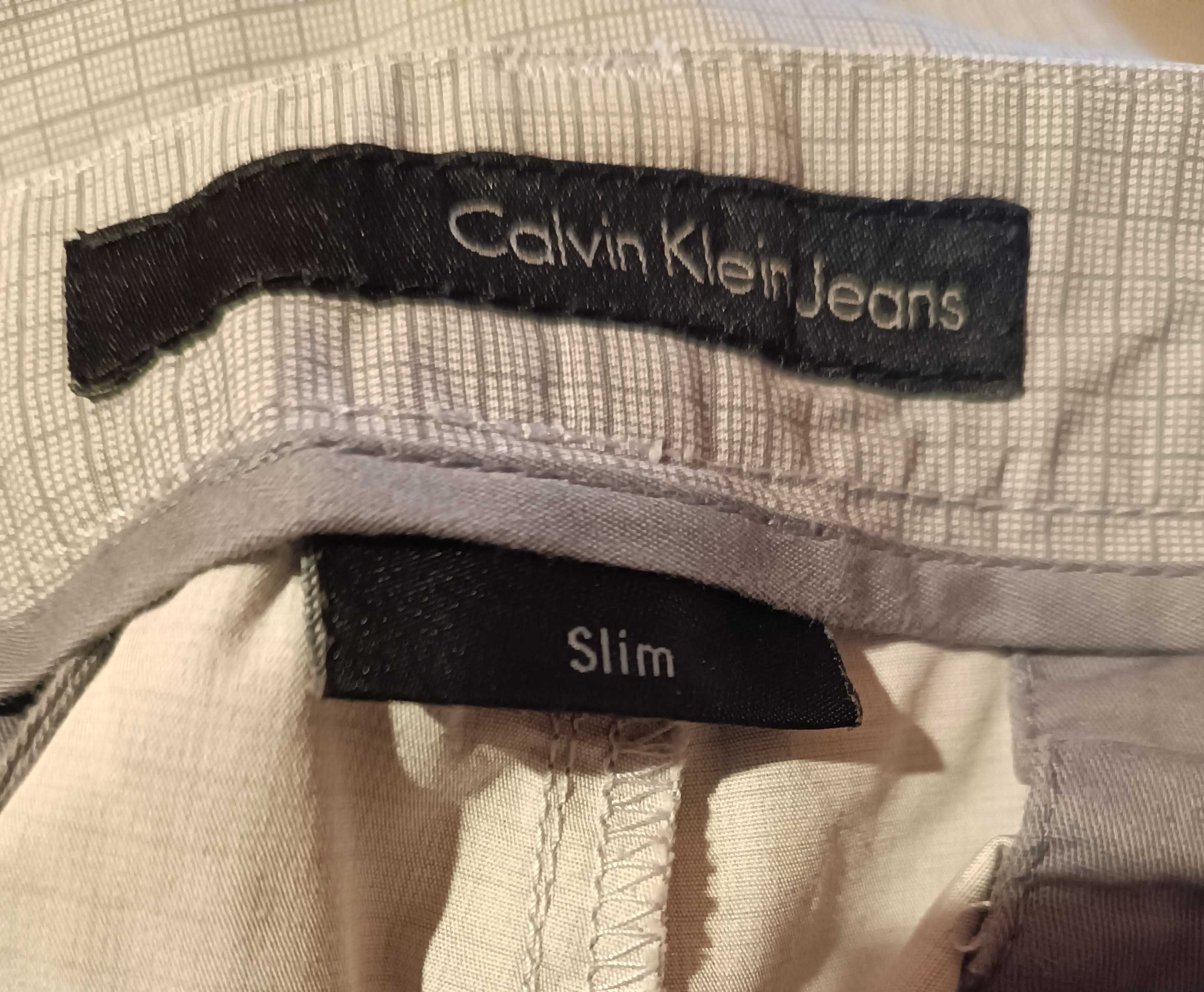 Spodnie męskie w drobną krateczkę Calvin Klein Jeans 34