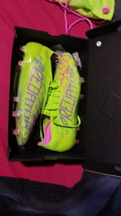 Chuteiras Adidas Predator elite com cordões (NOVAS)