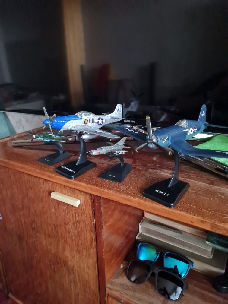 Модели самолётов колекционные