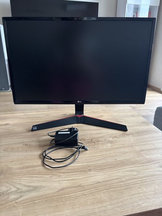 Monitor LG LED 24”