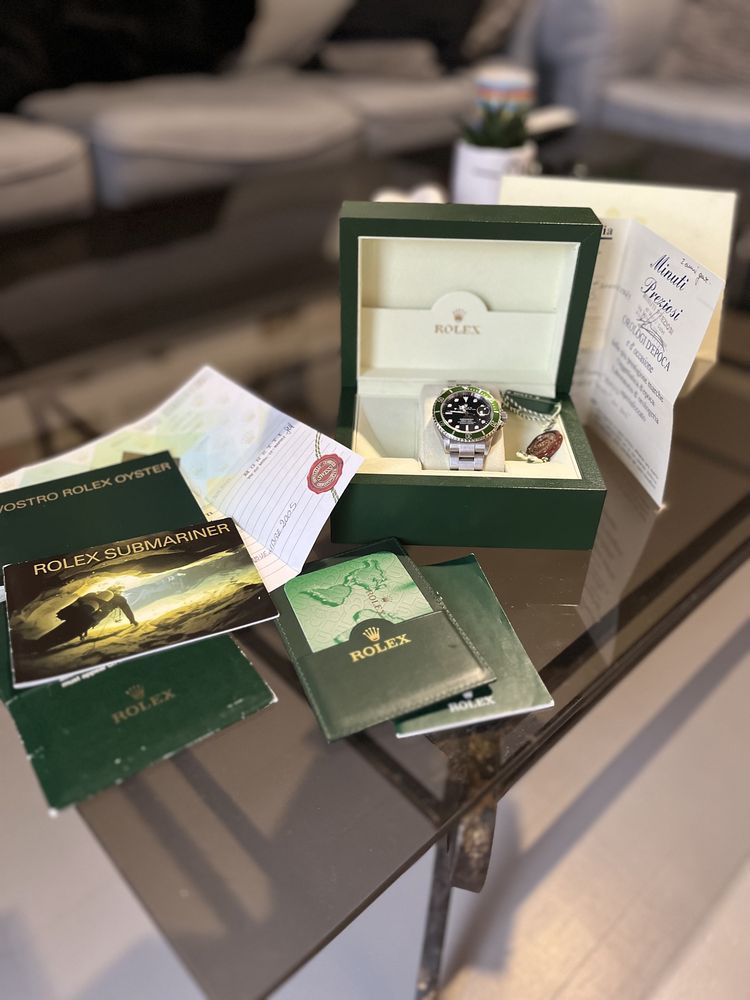 Rolex Submariner 50th Anniversary Kermit 11610LV B/P