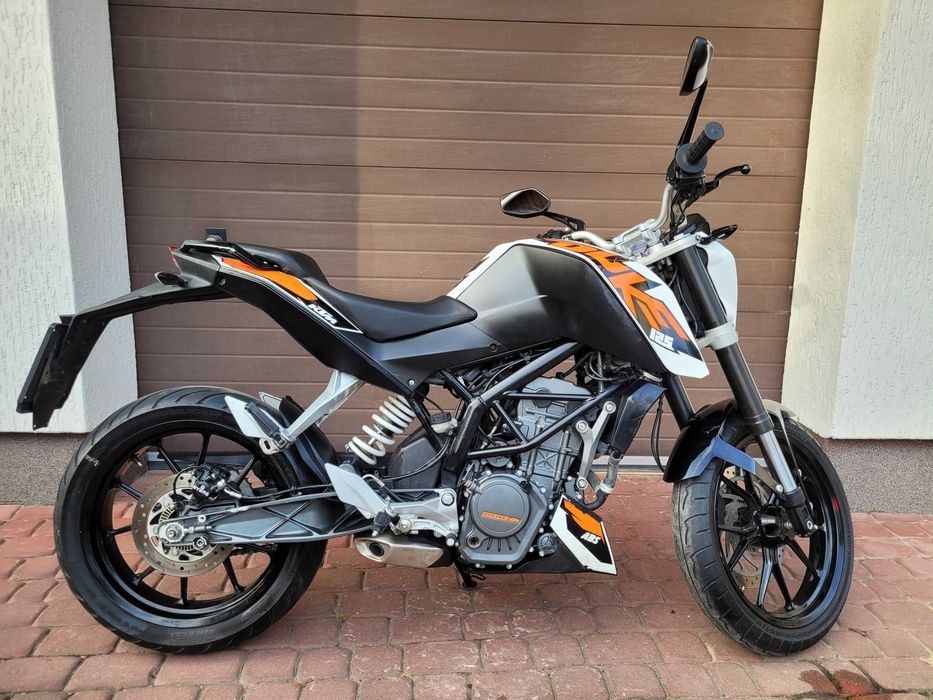 KTM Duke 125 - 2013 | 25 000km