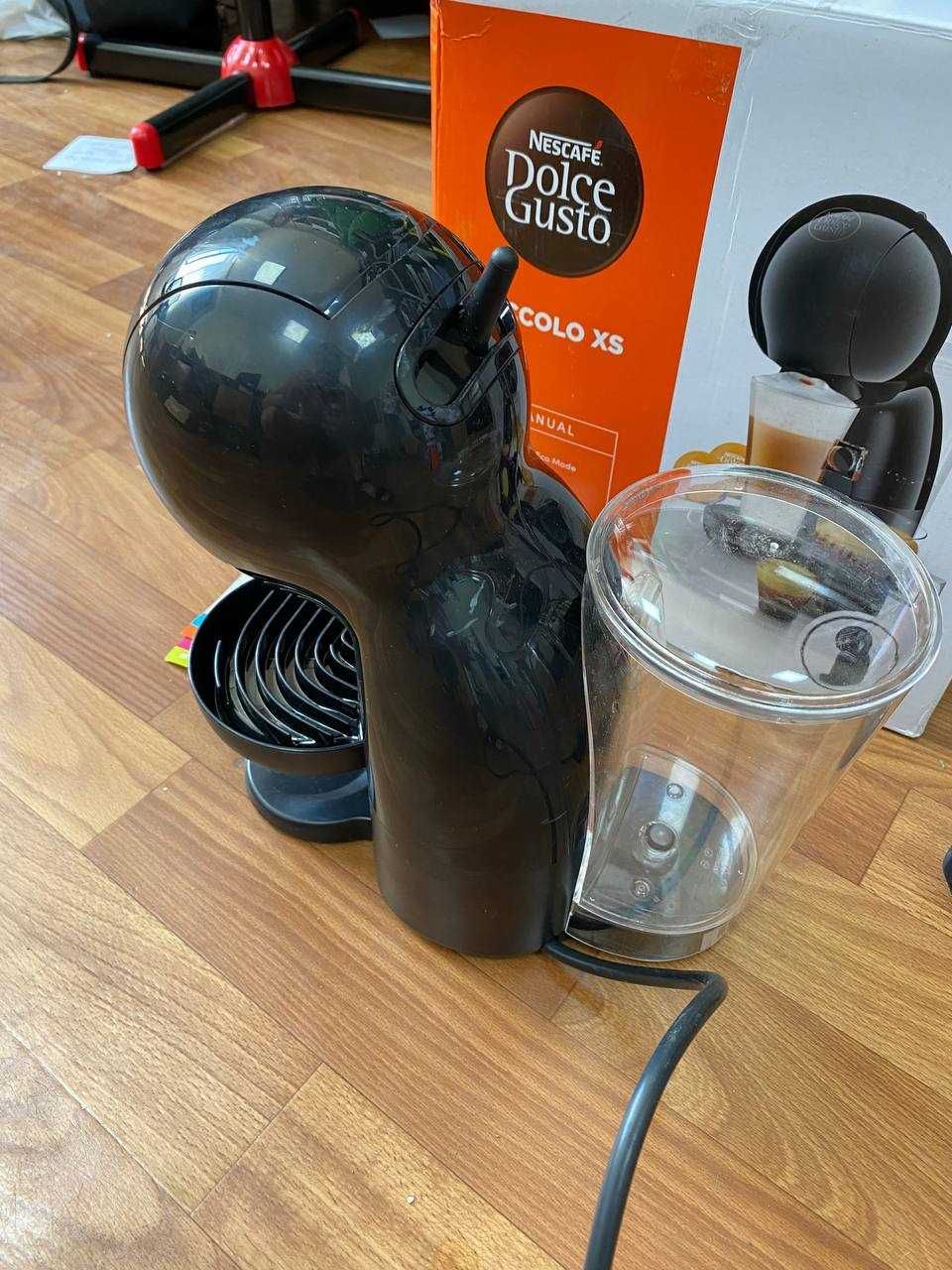Кавоварка капсульна Nescafe Dolce Gusto Piccolo XS