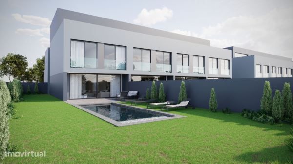 Moradia Geminada V3, num Condomínio Francelos