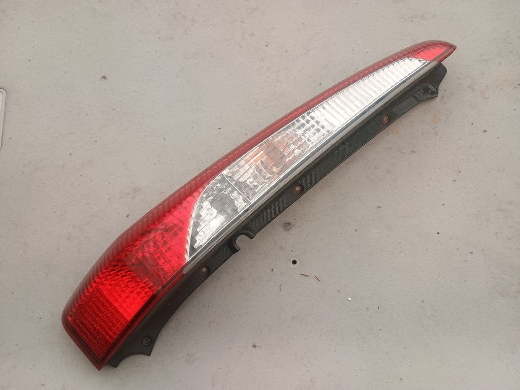 Mitsubishi Lancer kombi 03-08 - Lampa tył tylna lewa kpl.