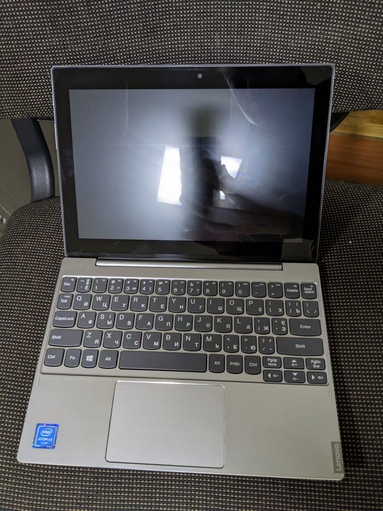 Продам ноутбук трансформер Lenovo miix 320-10icr