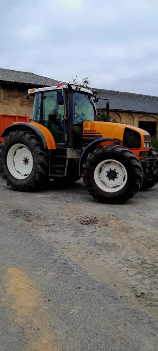 Sprzedam ciagnik Renault 130 Ps