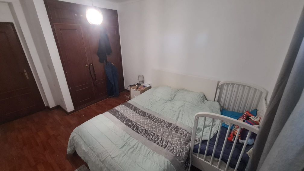 Apartamento T3 situado na Aveleira