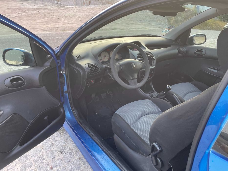 Peugeot 2006 - Ano 2004
