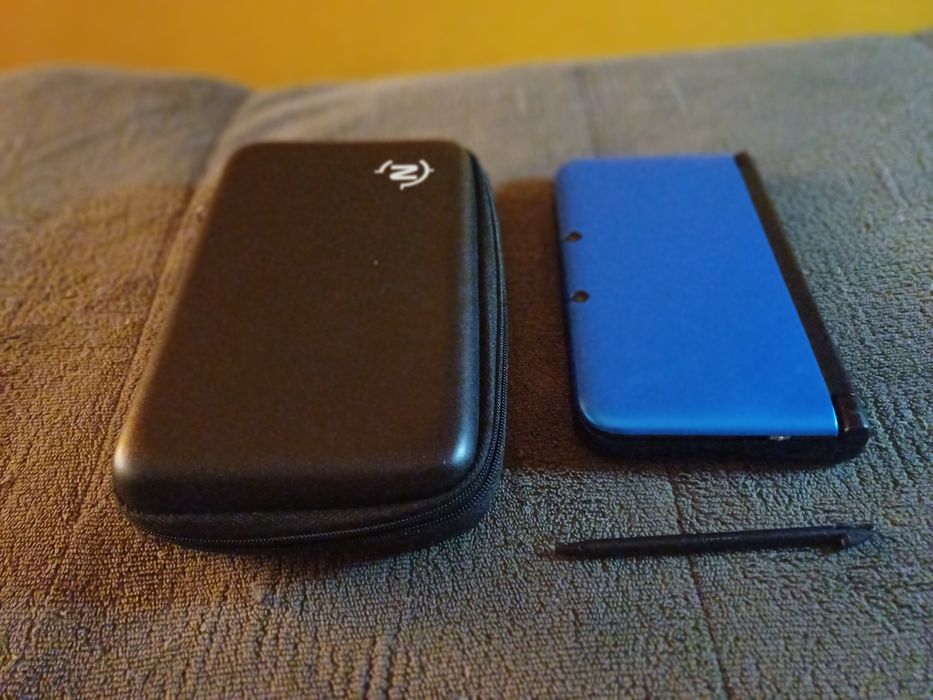 Nintendo 3DS XL - Desbloqueada