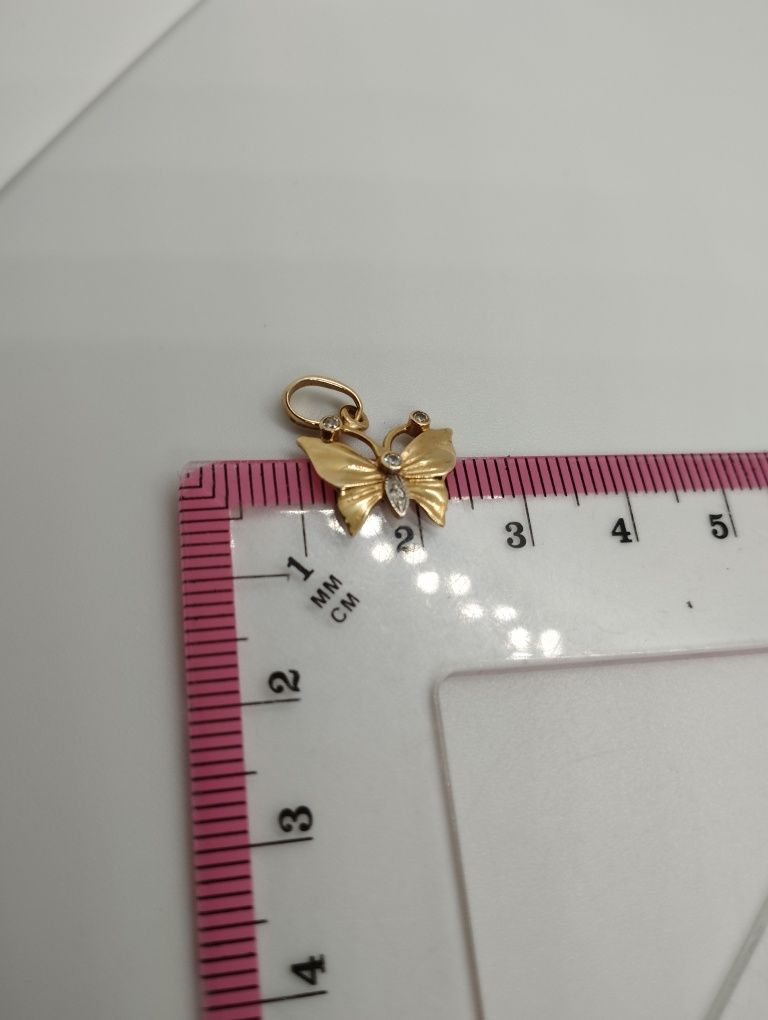 Золотой кулончик 1.09 грамма