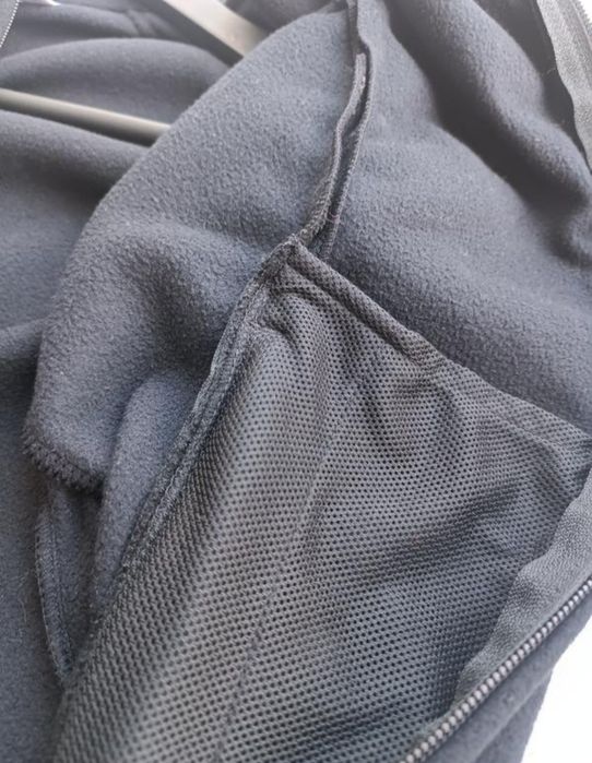 Флісова гірськолижна жилетка,фліска Quechua 2 шт